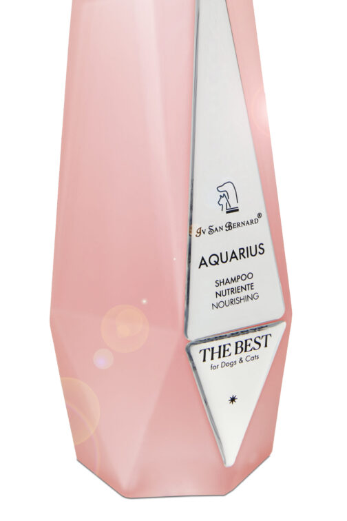 Șampon hidratant AQUARIUS cu extract de struguri roșii 550 ml - imagine 2