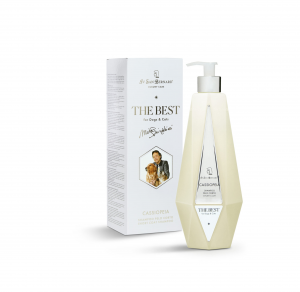 Șampon pentru blană scurtă CASSIOPEIA cu extract de gumă de salcâm 550 ml
